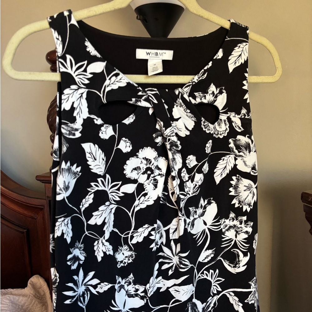 White House Black Market Floral Top